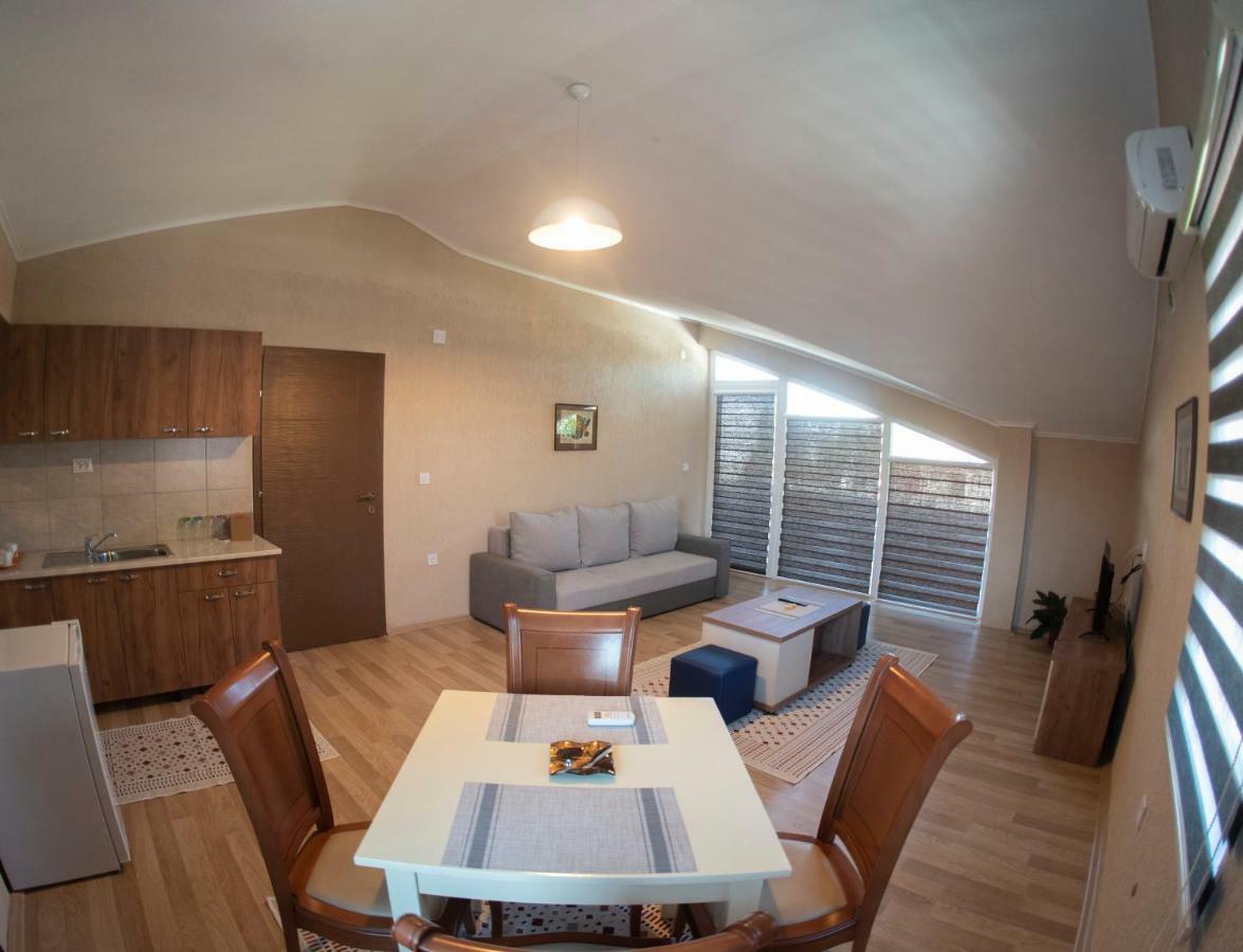 Dionis Rooms & Apartments Prilep Exterior foto